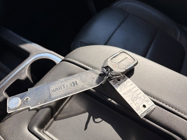 Used 2020 GMC Sierra 2500 SLT w/ SLT Convenience Package image 26