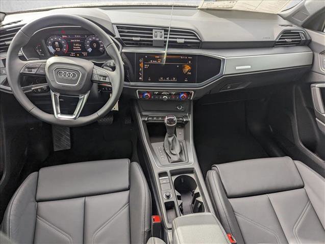 New 2025 Audi Q3 2.0T Premium image 15