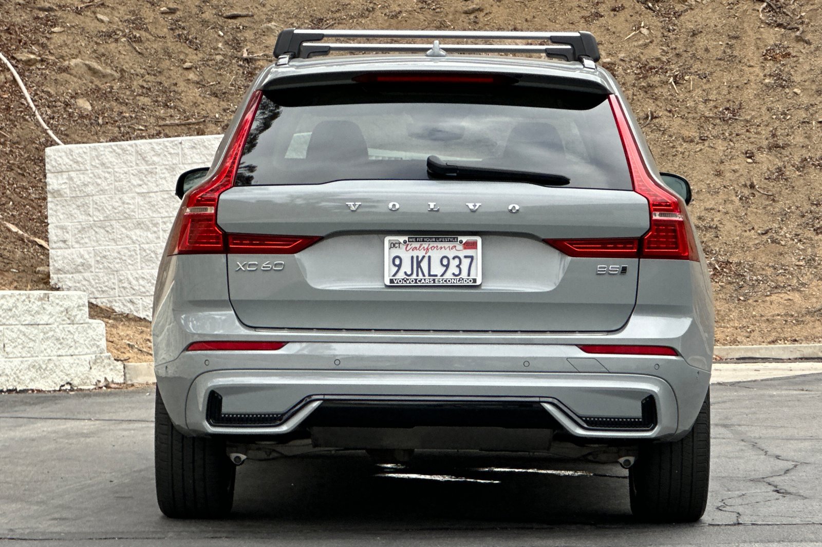 Certified 2024 Volvo XC60 B5 Plus w/ Protection Package Premier AWD/4WD image 5