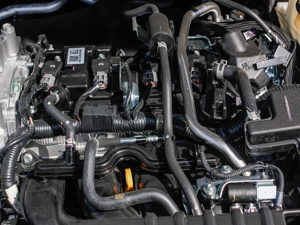 New 2025 Nissan Kicks SR image 8