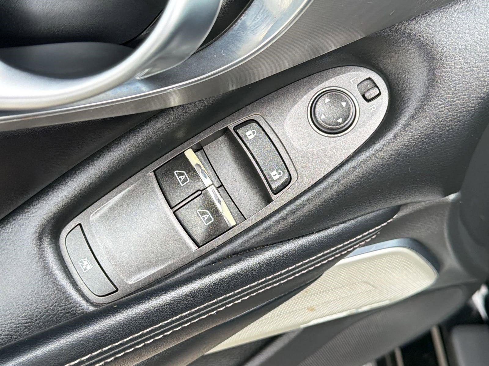 Used 2018 INFINITI Q60 3.0t Luxe w/ Sensory Package 3.0T Luxe image 13