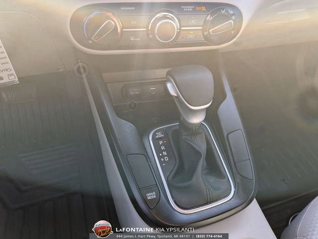 Used 2023 Kia Soul LX w/ LX Technology Package image 19