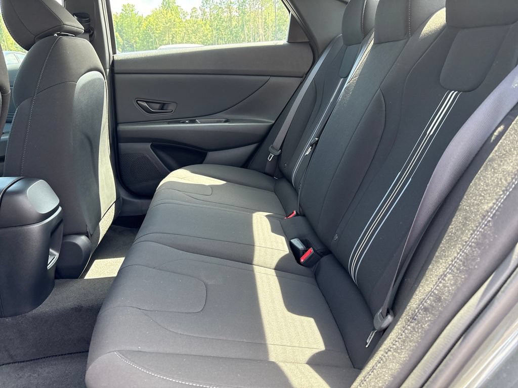 New 2026 Hyundai Elantra Sport FWD image 24