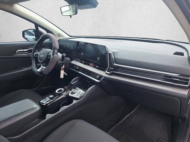 Used 2023 Kia Sportage LX AWD/4WD image 19