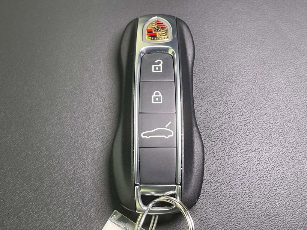 Certified 2025 Porsche Panamera GTS image 43