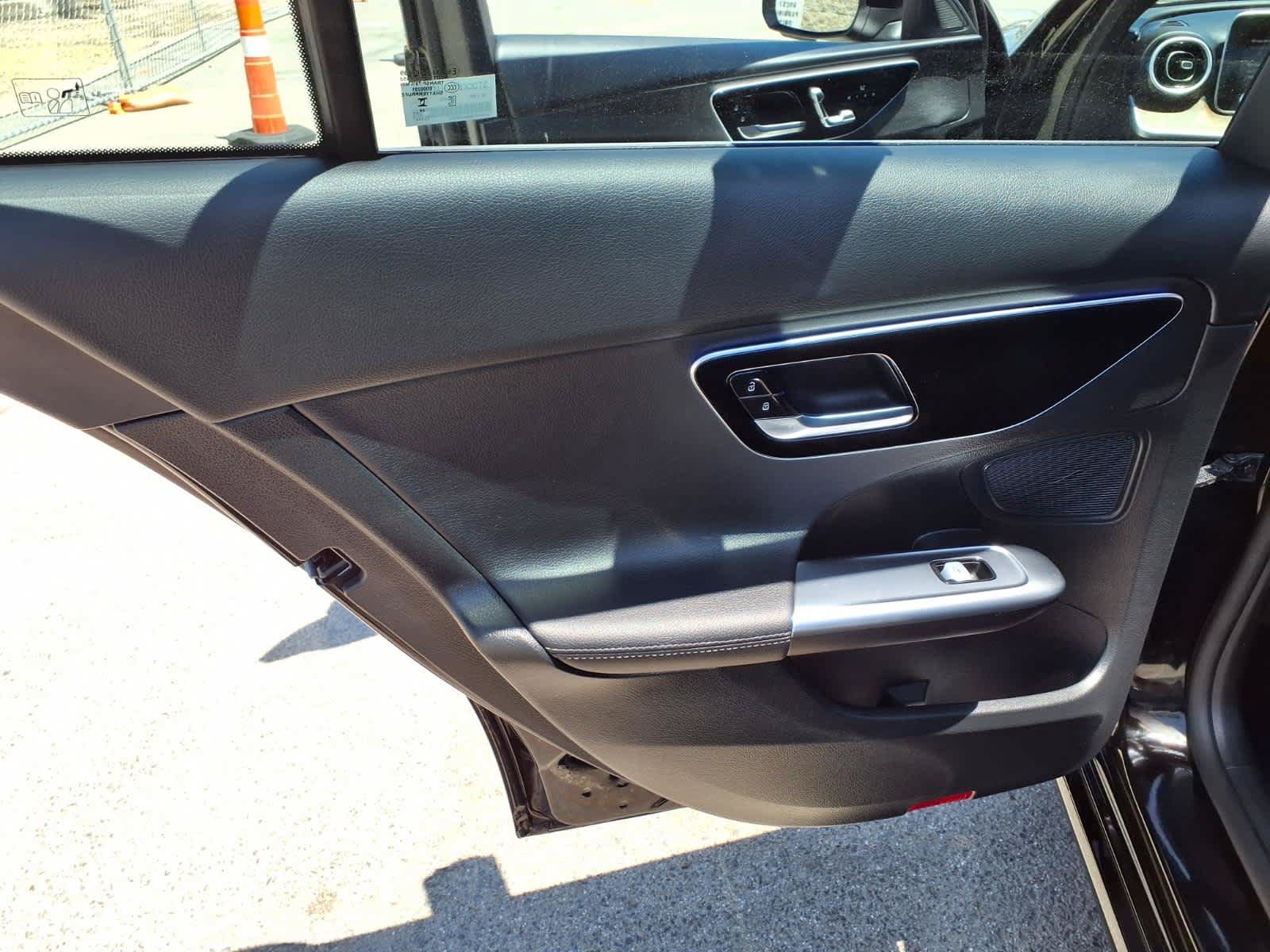 Used 2025 Mercedes-Benz C 300 4MATIC Sedan image 11