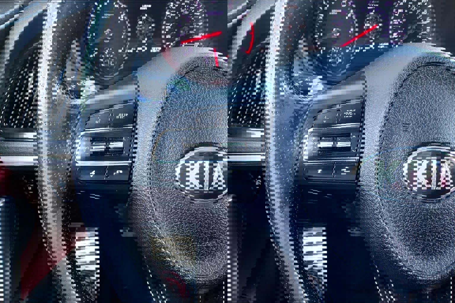 Used 2019 Kia Stinger GT2 image 23