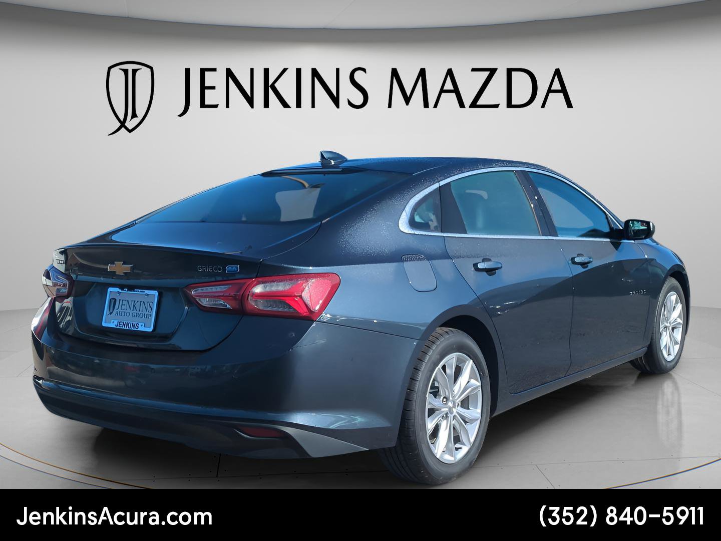 Used 2019 Chevrolet Malibu Hybrid w/ Leather Package image 8