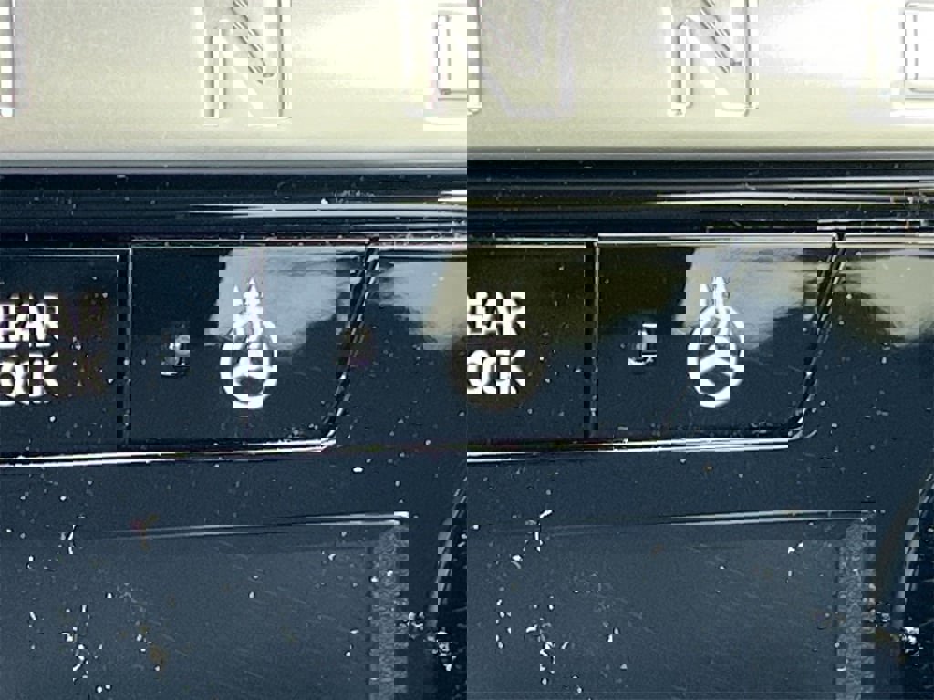 New 2026 Nissan Pathfinder SL image 24