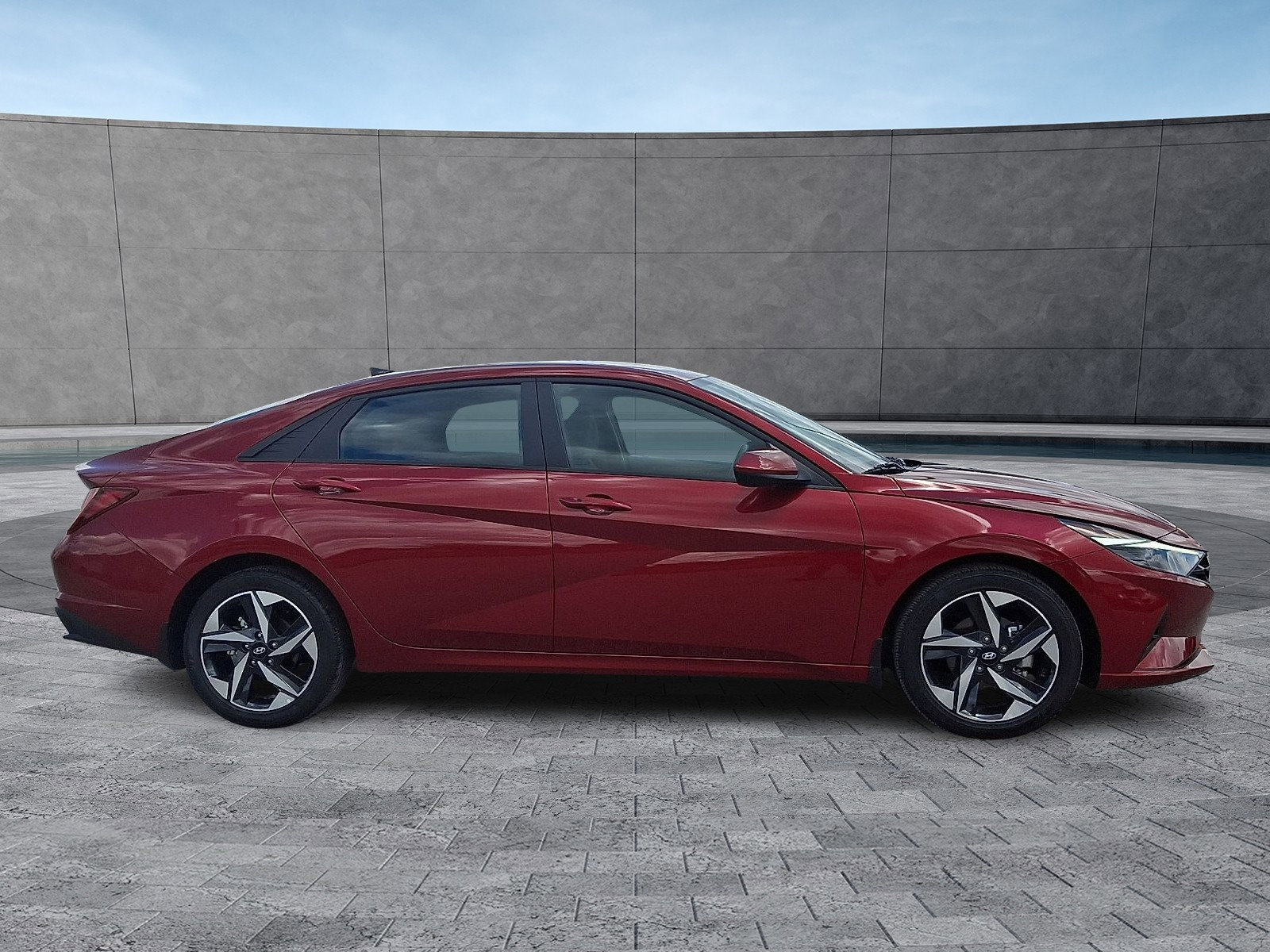 Certified 2023 Hyundai Elantra SEL w/ Convenience Package FWD image 12