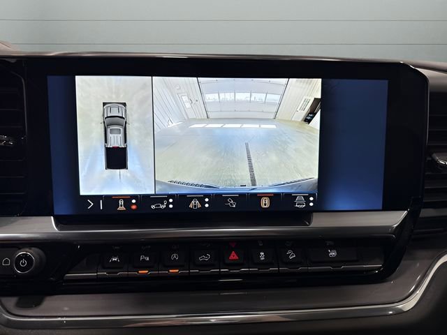 Used 2024 Chevrolet Silverado 1500 High Country w/ Technology Package image 15