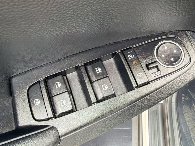 Used 2025 Kia Seltos S FWD image 23