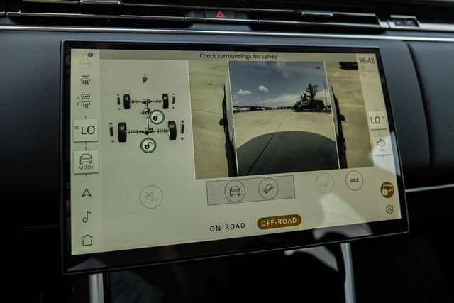 New 2026 Land Rover Range Rover SE AWD/4WD image 31