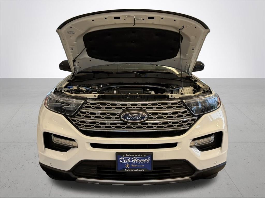 Used 2023 Ford Explorer Limited image 4