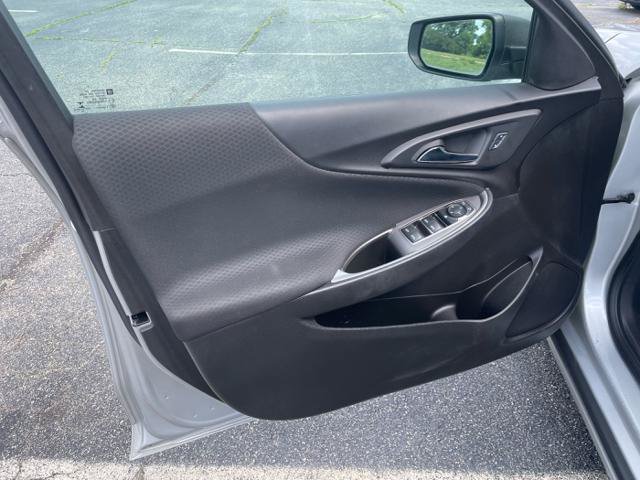 Used 2017 Chevrolet Malibu LS FWD image 9