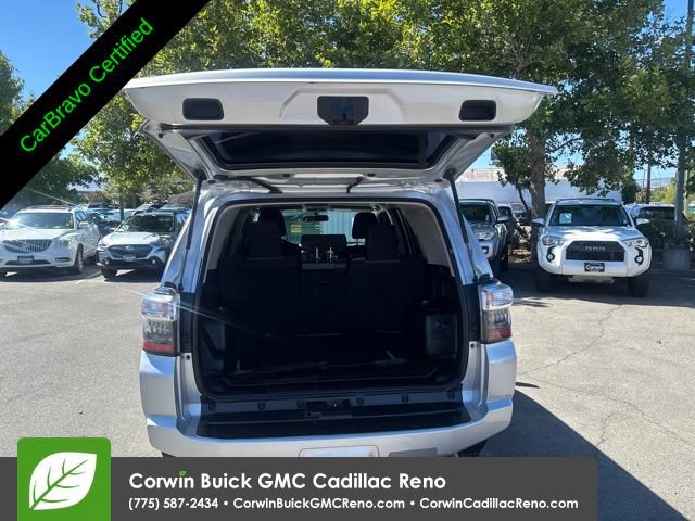 Used 2018 Toyota 4Runner SR5 AWD/4WD image 40