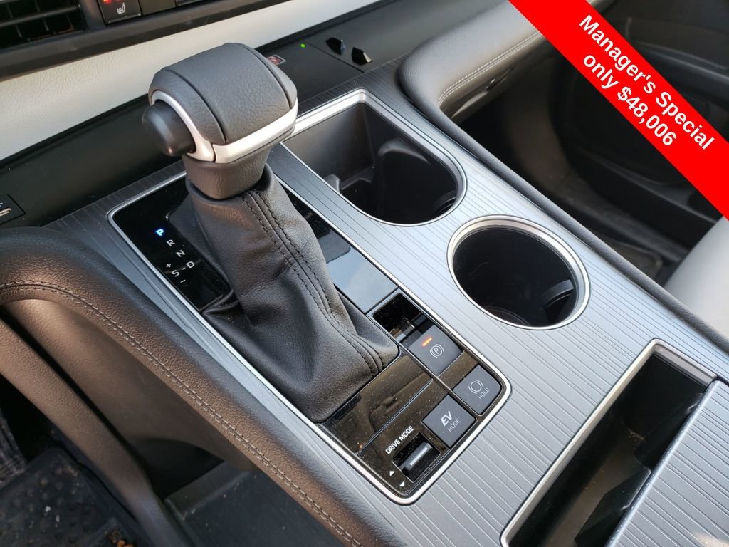 Used 2025 Toyota Sienna XLE image 20