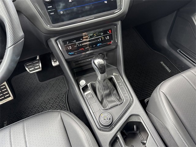 Used 2024 Volkswagen Tiguan SE R-Line image 17