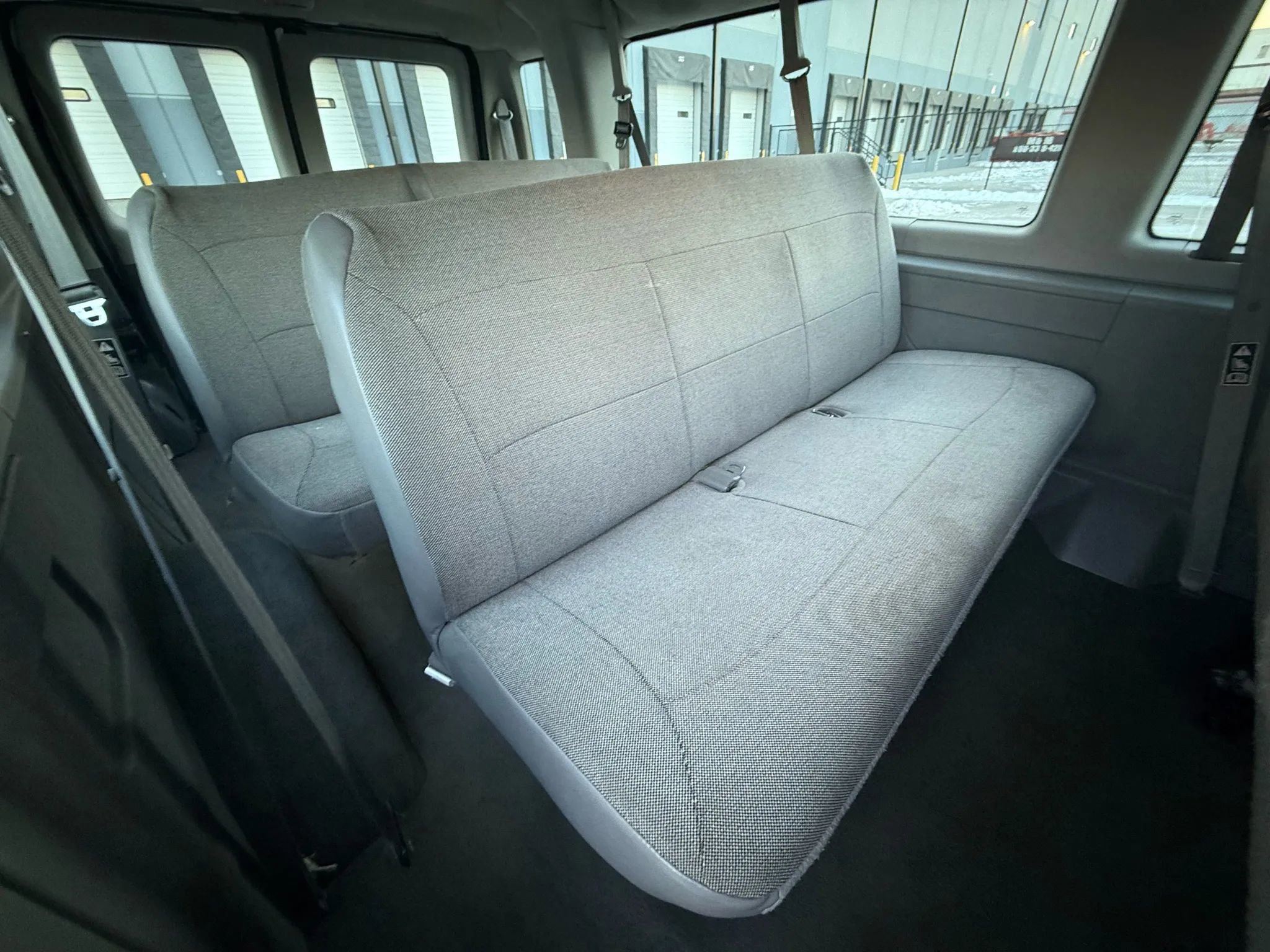 Used 2003 Ford E-350 and Econoline 350 XLT image 29