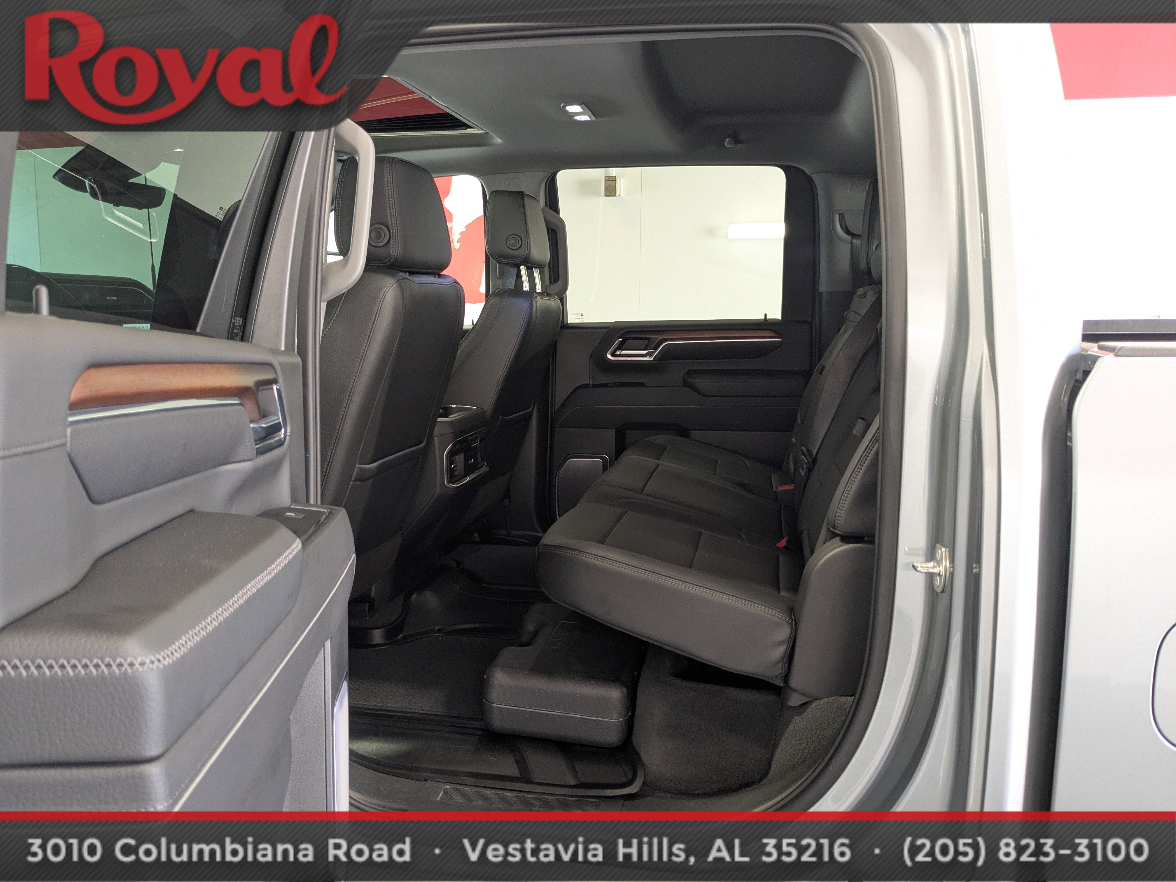 Used 2024 GMC Sierra 2500 Denali w/ Denali Reserve Package image 14