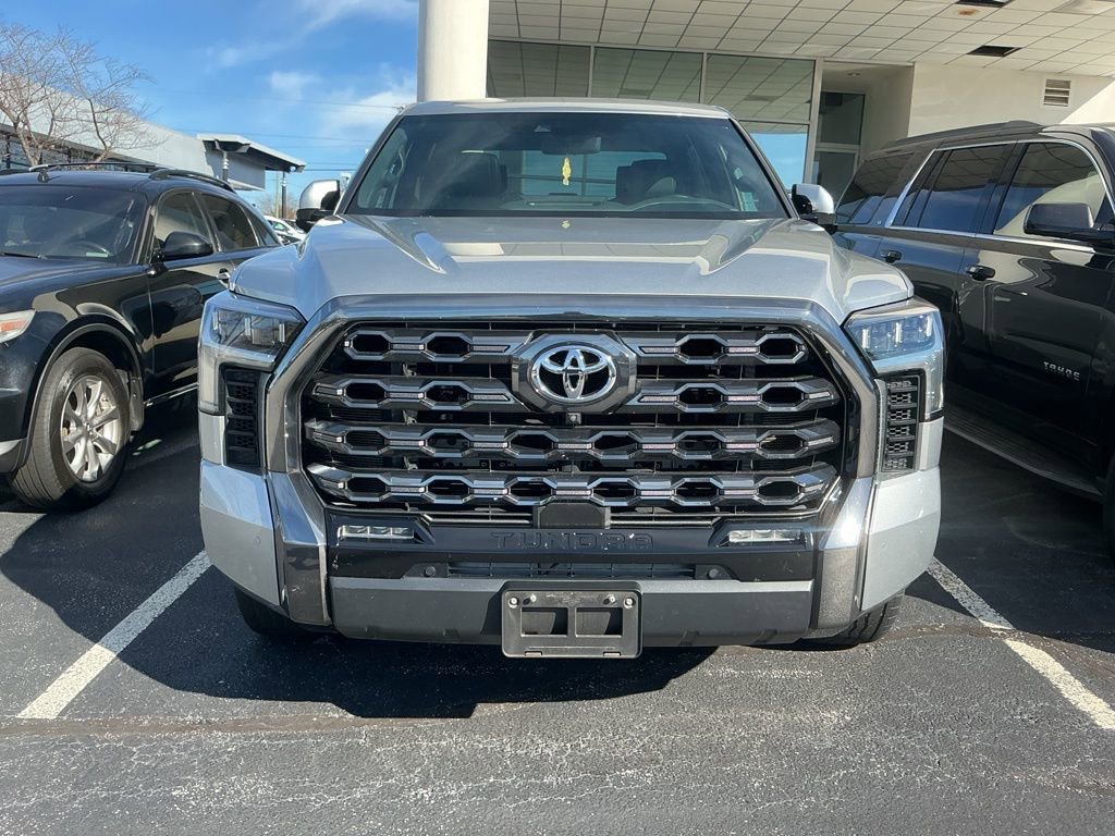 Used 2022 Toyota Tundra Platinum image 6