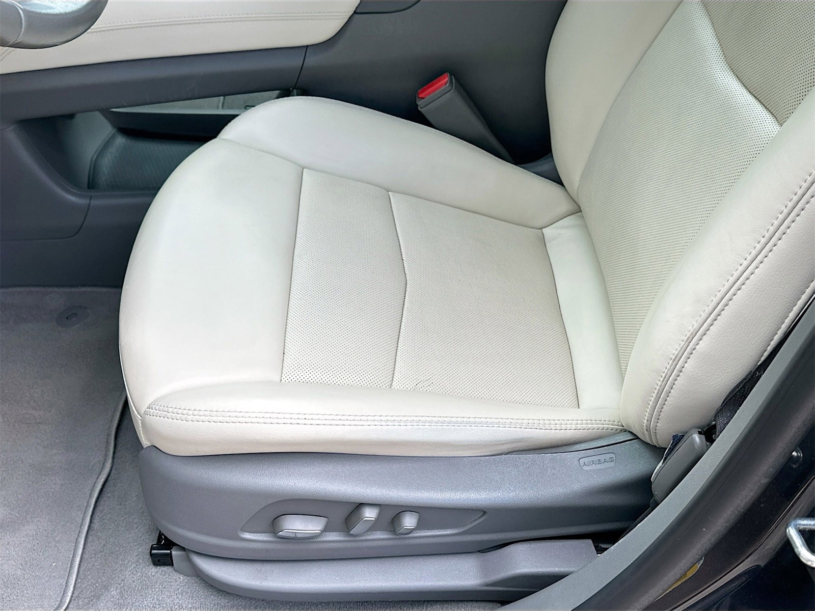 Used 2022 Cadillac XT5 Premium Luxury w/ Technology Package image 20