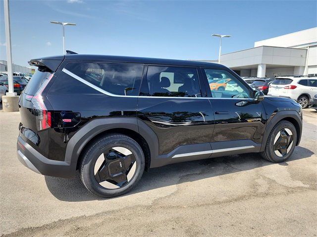 New 2026 Kia EV9 Light image 2