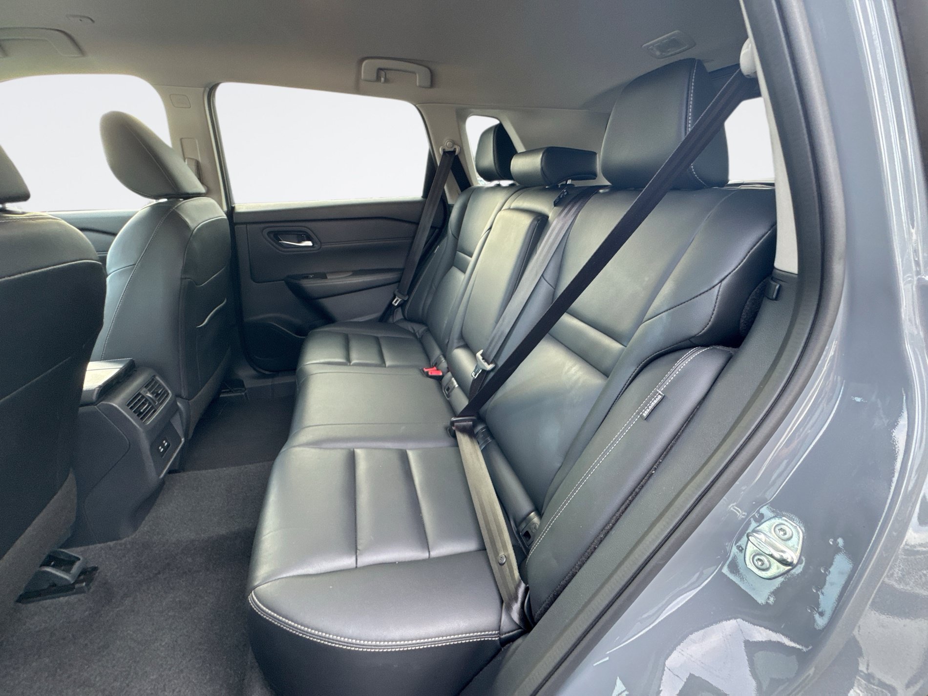 Certified 2026 Nissan Rogue SL AWD/4WD image 14