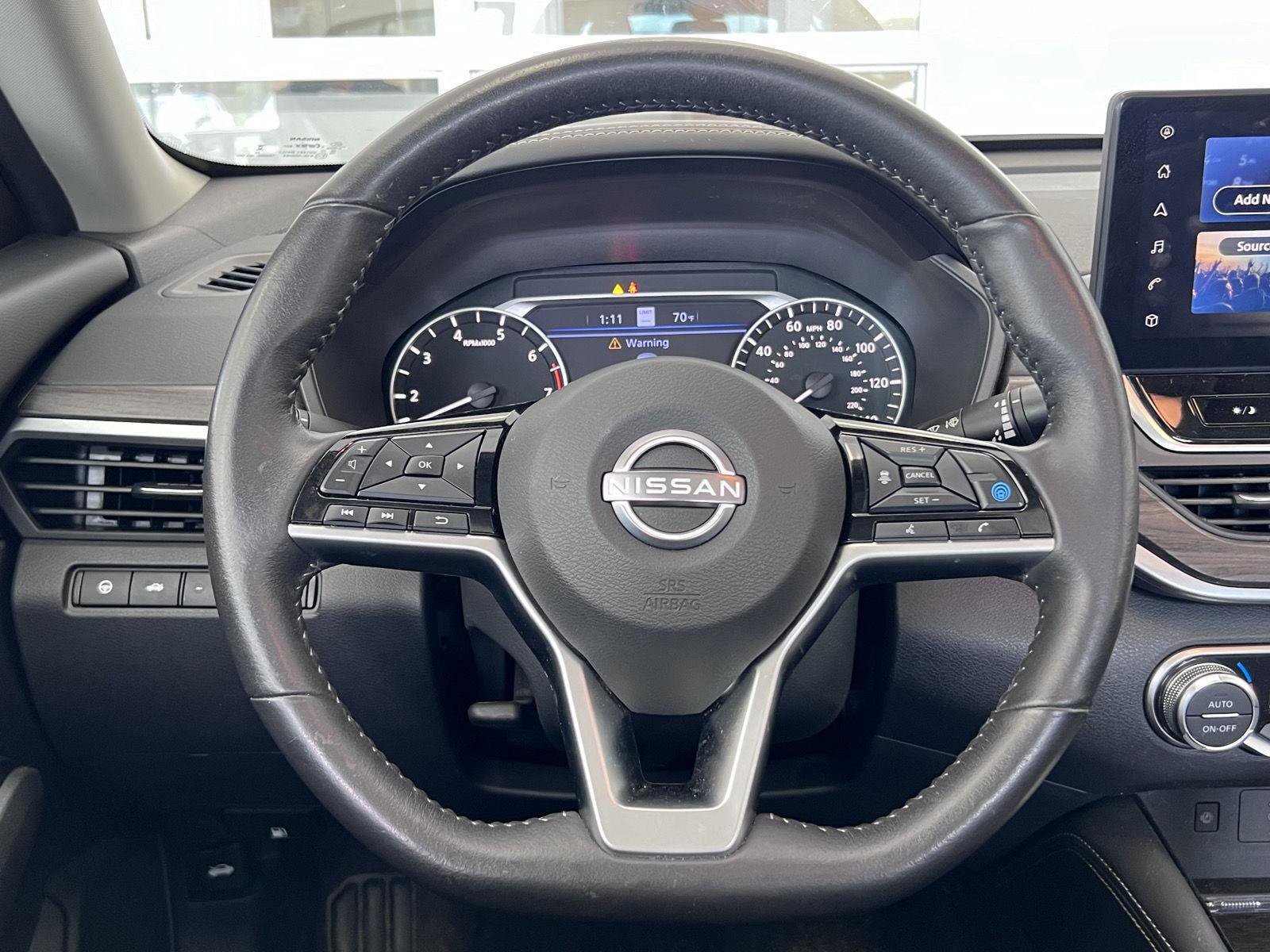 Used 2023 Nissan Altima 2.5 SL AWD/4WD image 5