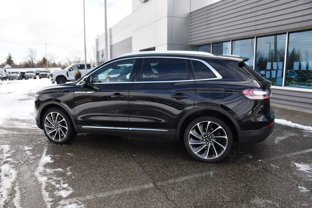 Used 2022 Lincoln Nautilus Reserve w/ Equipment Group 201A image 3
