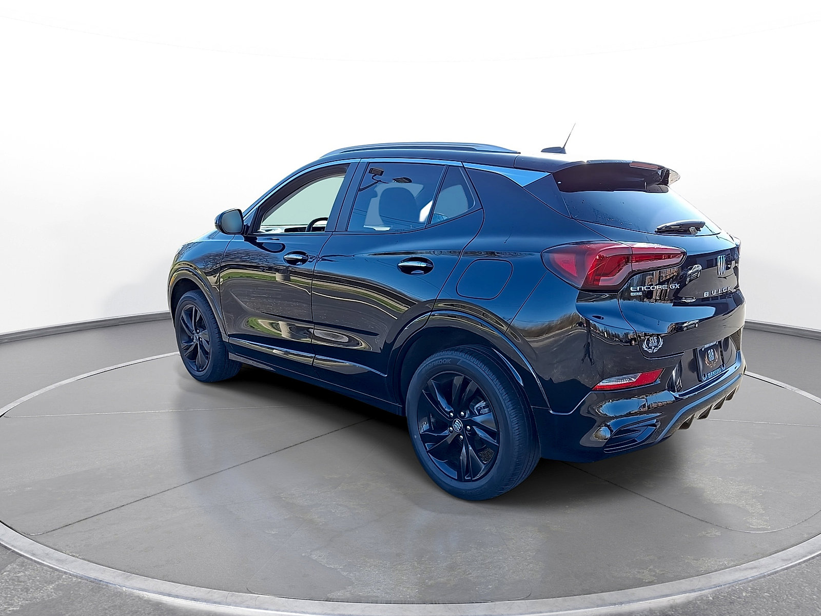 Used 2024 Buick Encore GX Sport Touring AWD/4WD image 6