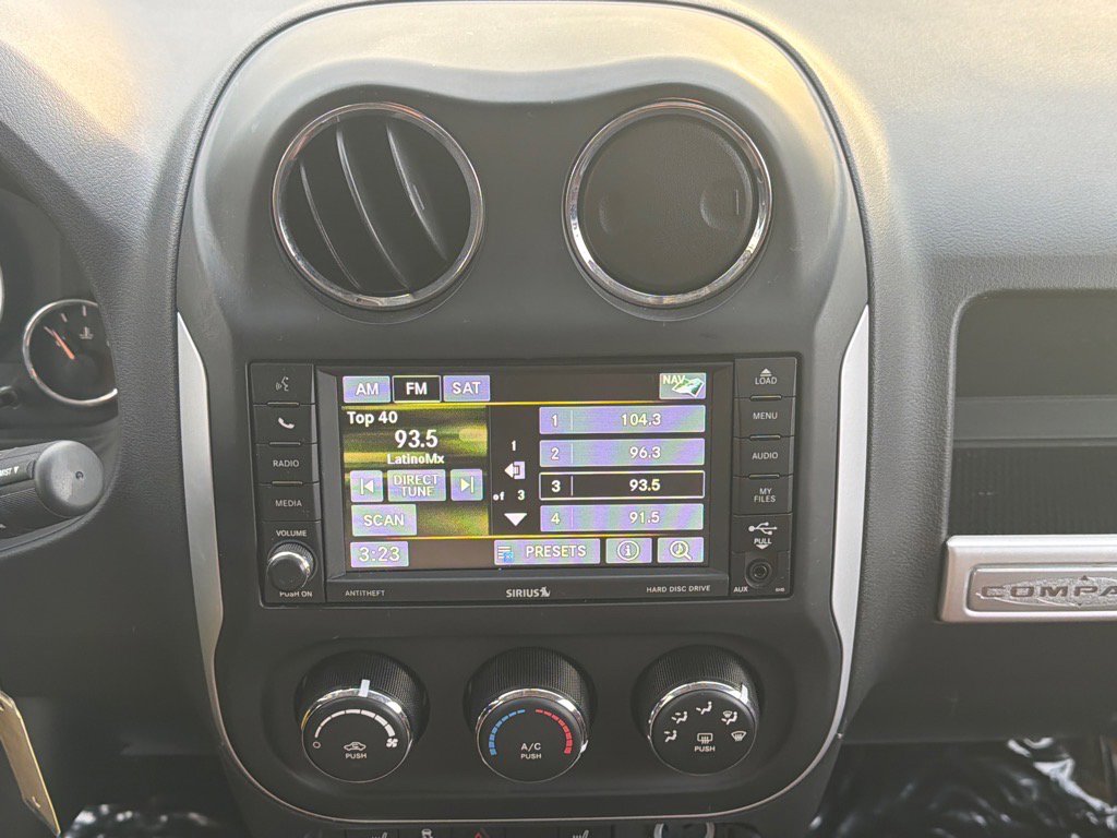 Used 2017 Jeep Compass High Altitude image 11