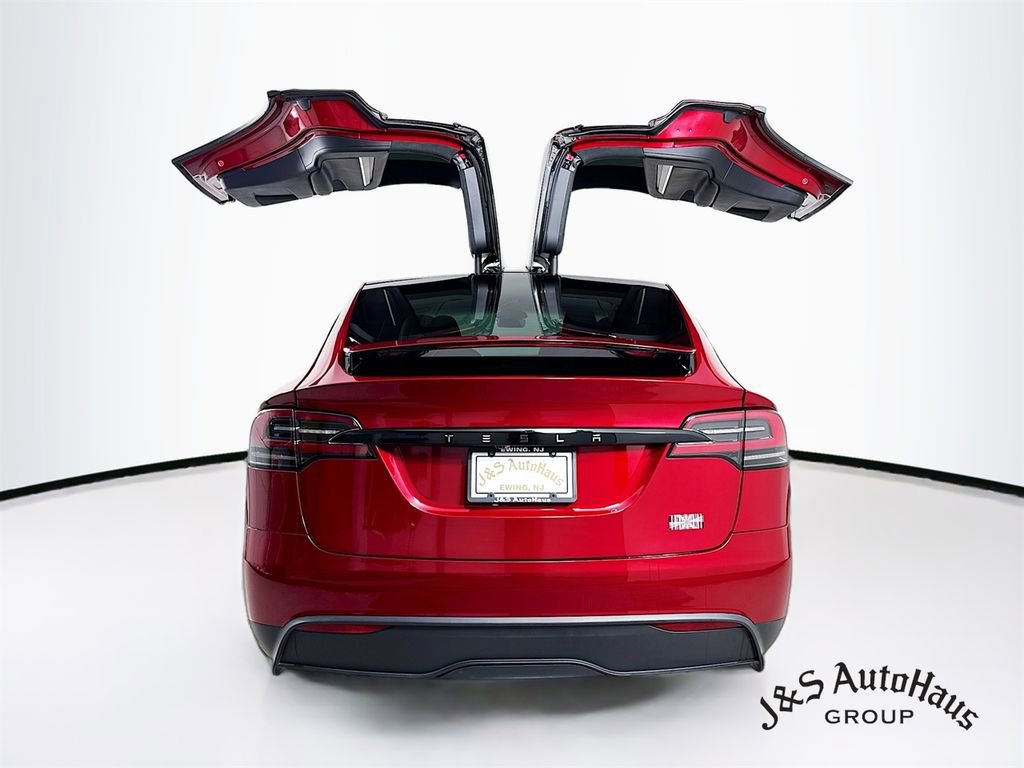 Used 2025 Tesla Model X Plaid image 6