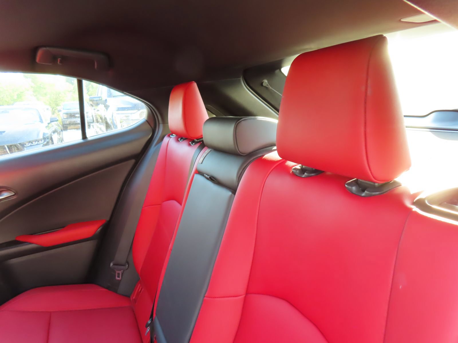 Used 2021 Lexus UX 250h F Sport w/ F Sport Premium Package AWD/4WD image 33