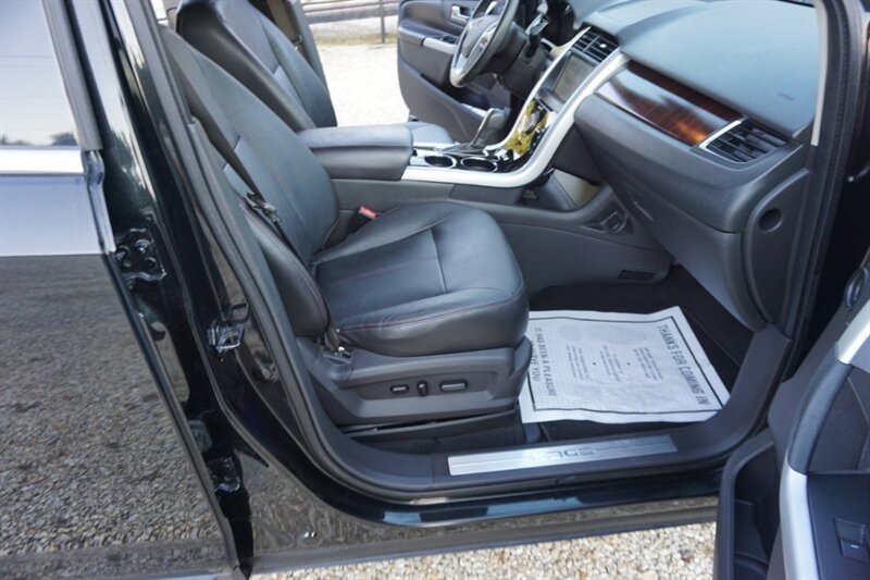 Used 2012 Ford Edge Limited w/ Driver Entry Pkg FWD image 30