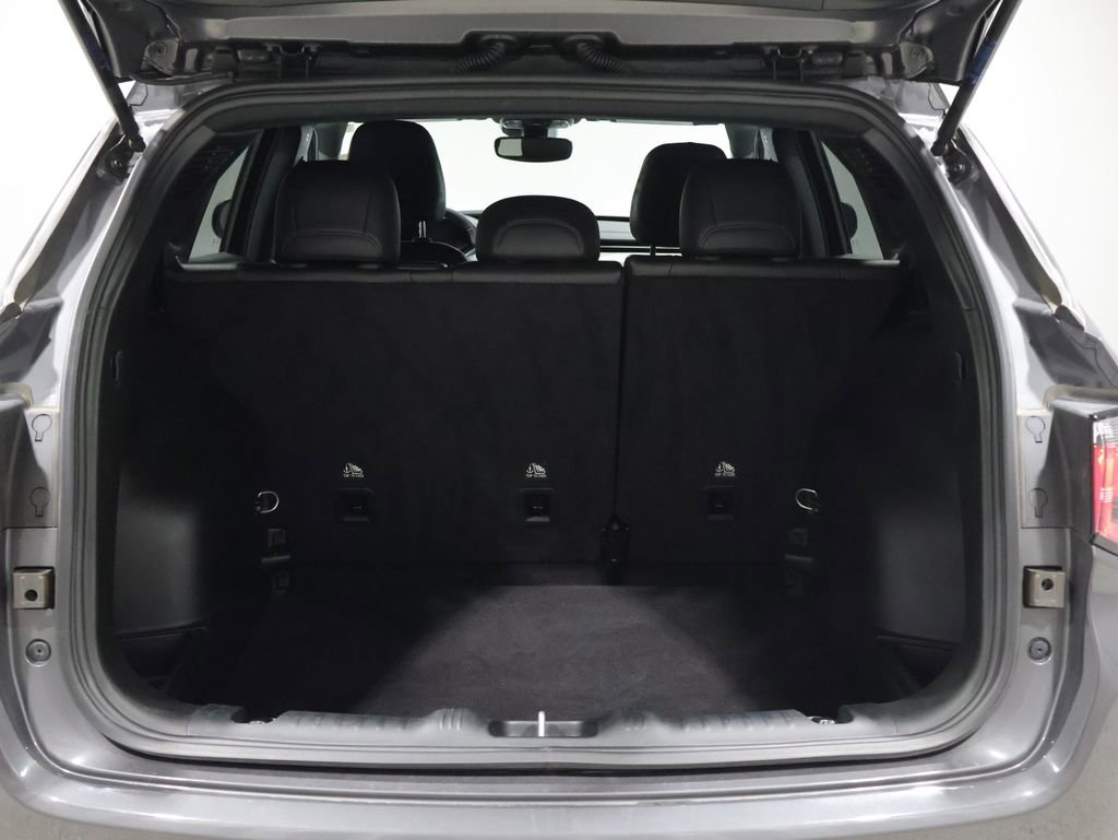 Used 2024 Jeep Compass Limited image 5