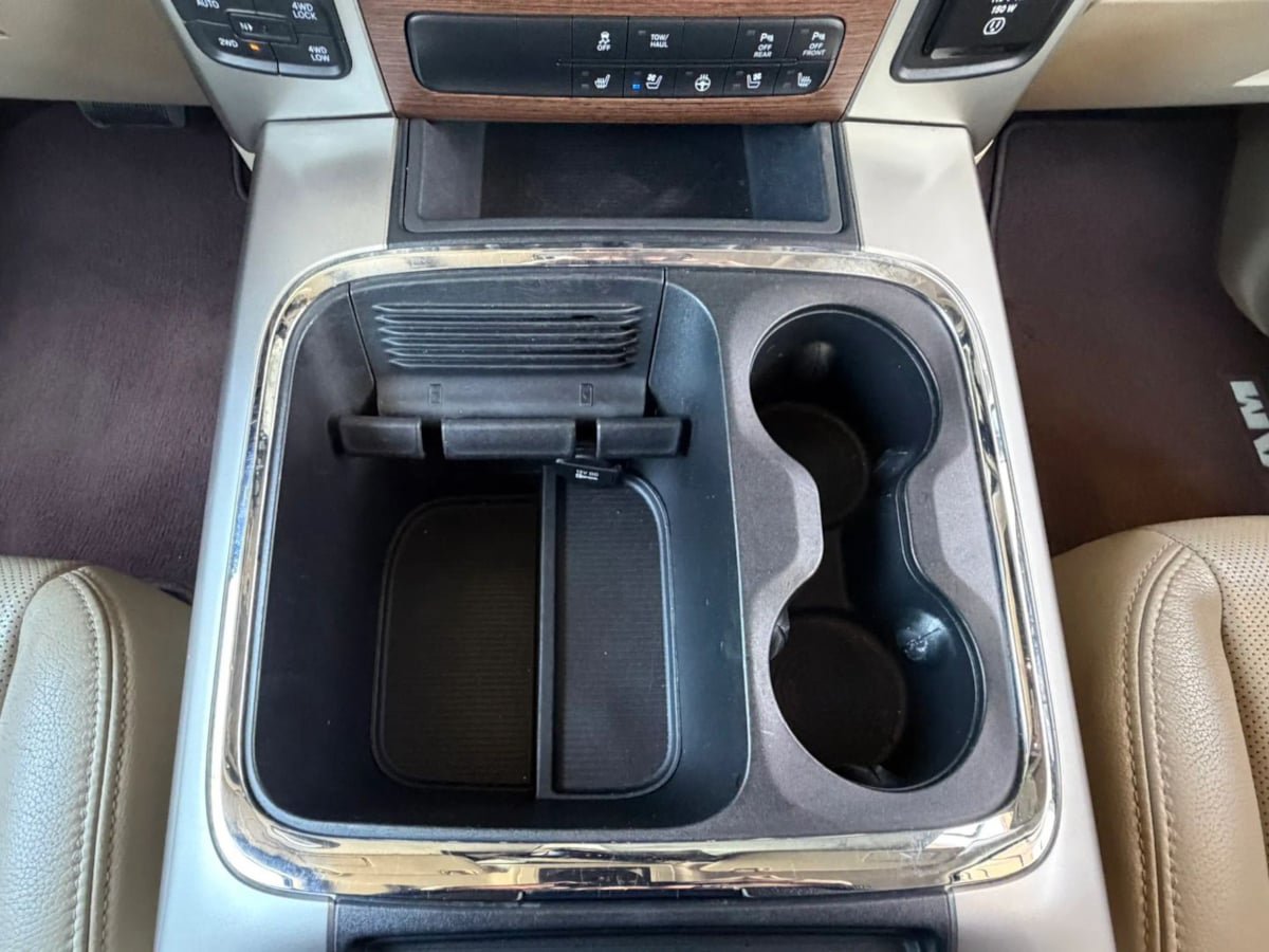 Used 2016 RAM 1500 Laramie w/ Convenience Group AWD/4WD image 60