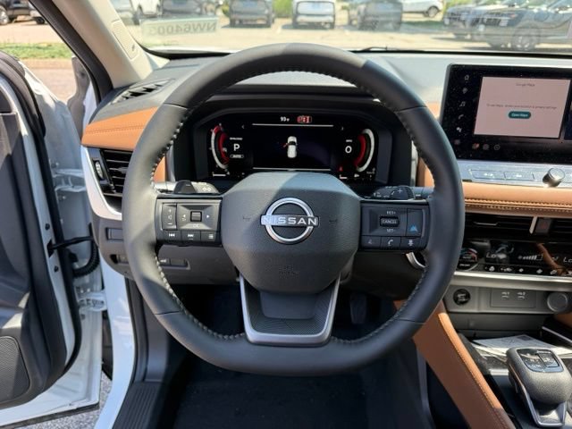Used 2026 Nissan Rogue Platinum AWD/4WD image 18