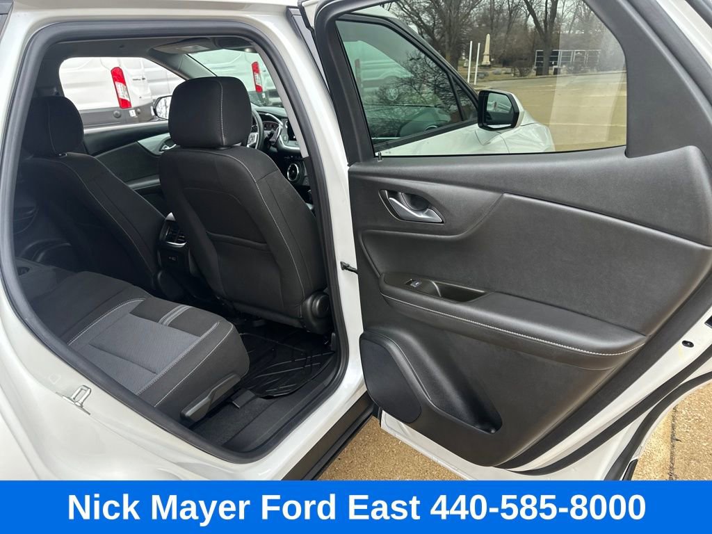 Used 2024 Chevrolet Blazer LT w/ Driver Confidence Package image 11