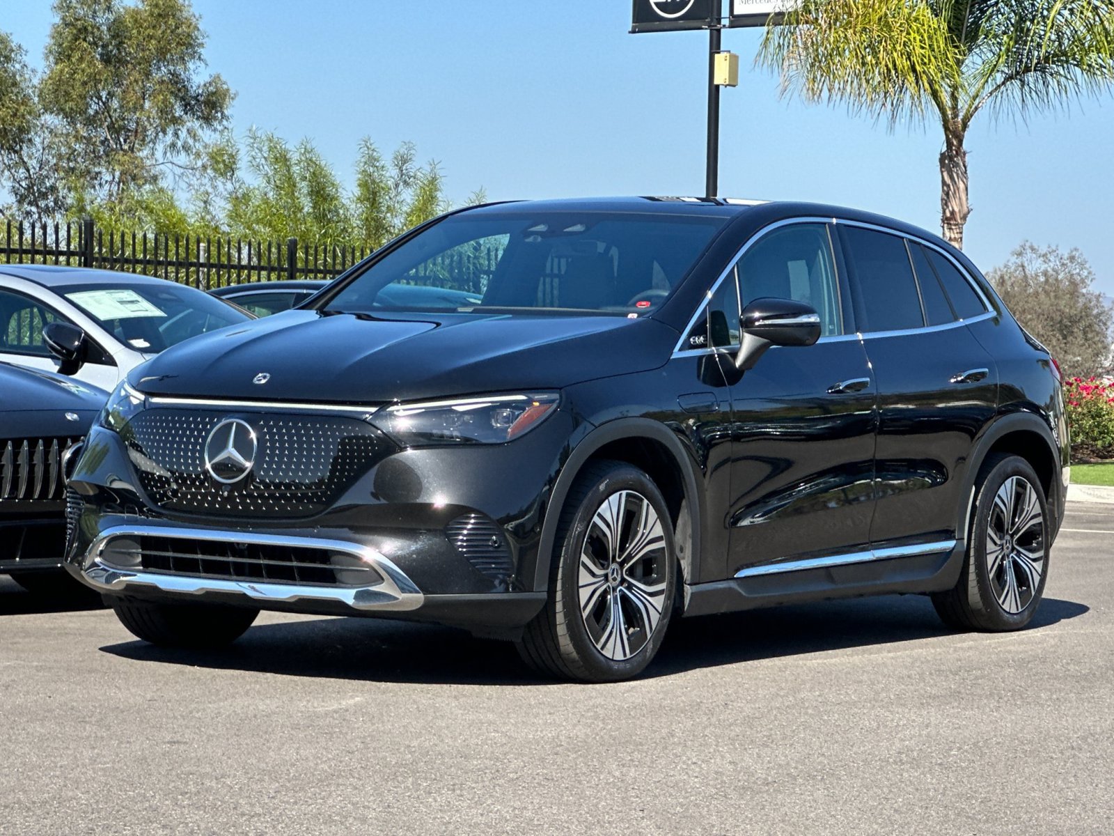 Used 2023 Mercedes-Benz EQE 350+ SUV image 8