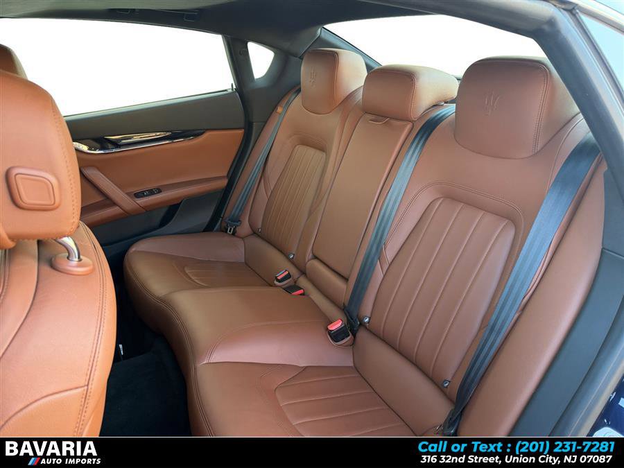 Used 2015 Maserati Quattroporte S Q4 AWD/4WD image 16