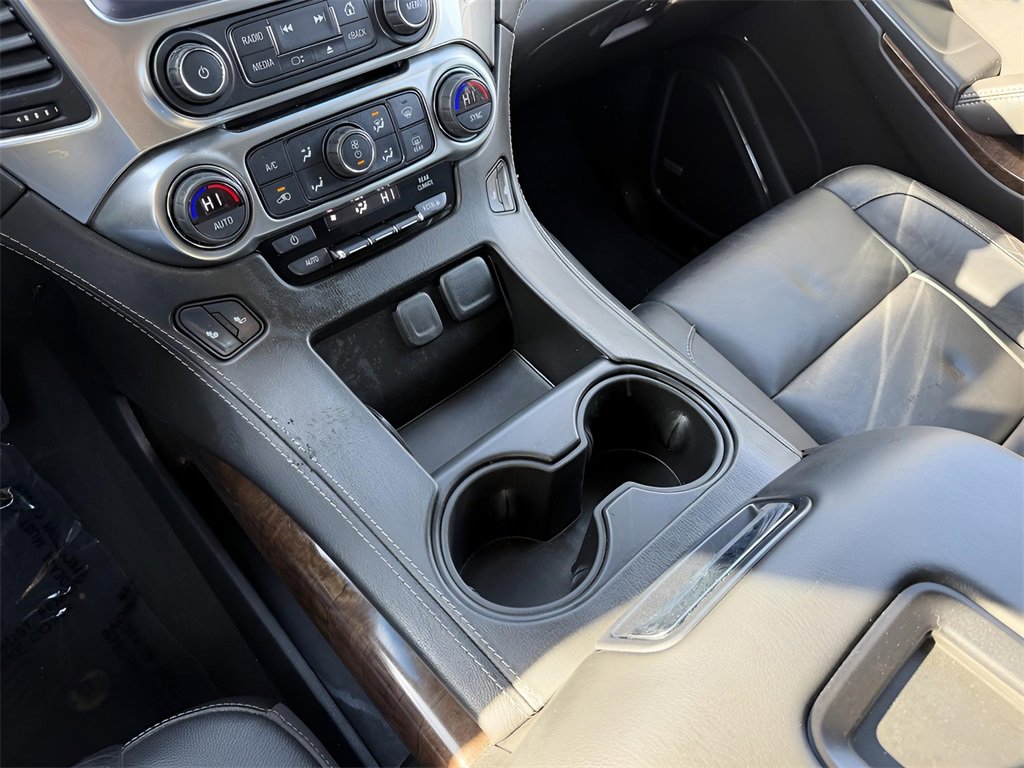 Used 2019 Chevrolet Tahoe LT w/ RST Edition image 27