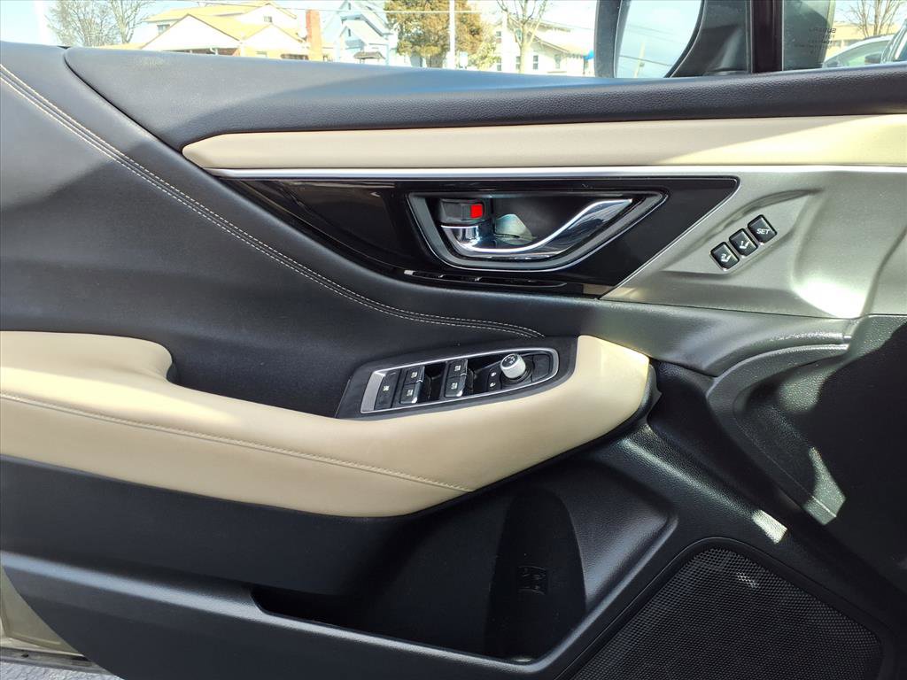 Used 2020 Subaru Outback Limited w/ Popular Package #2 image 16