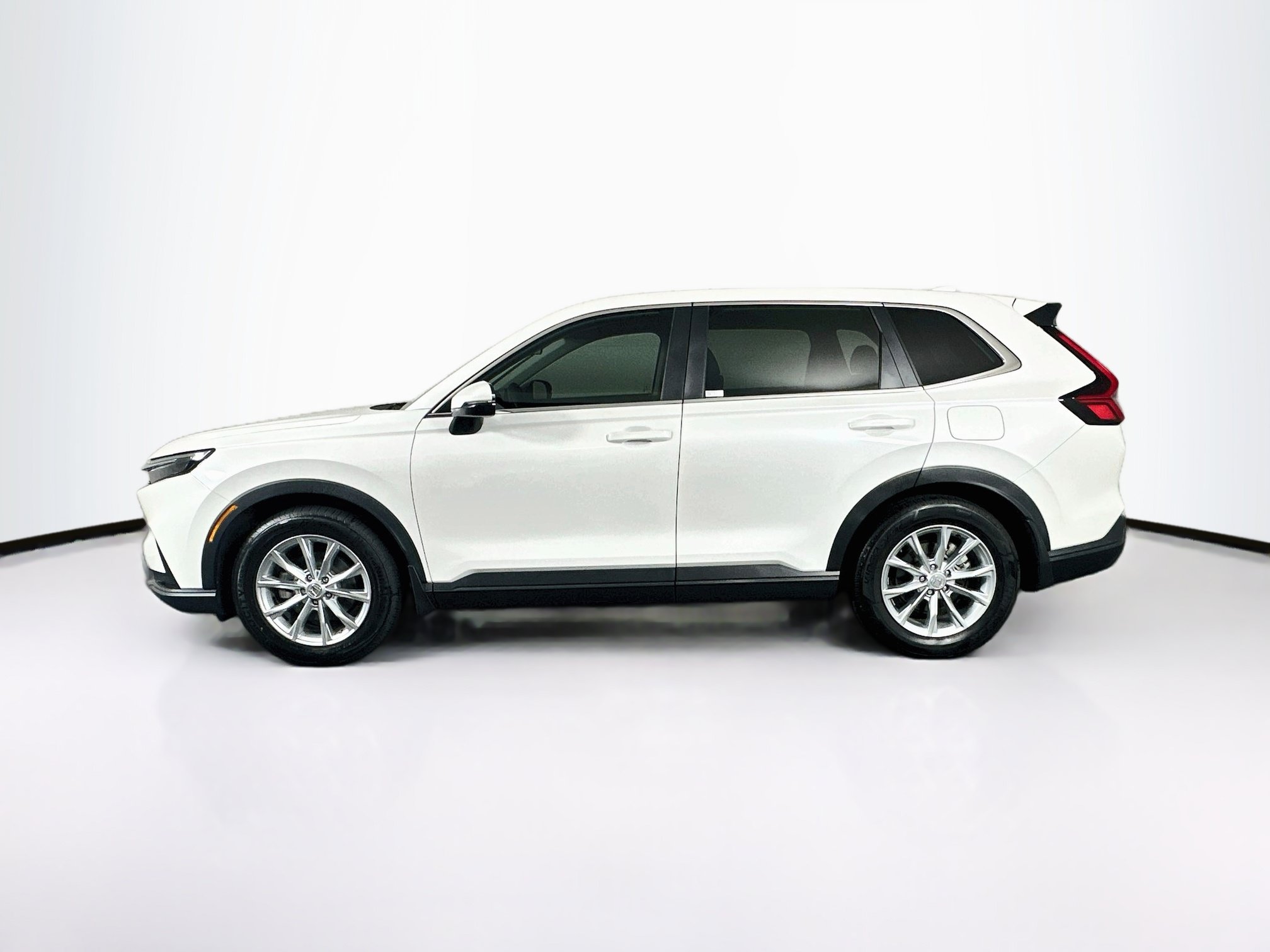 Used 2025 Honda CR-V EX image 4
