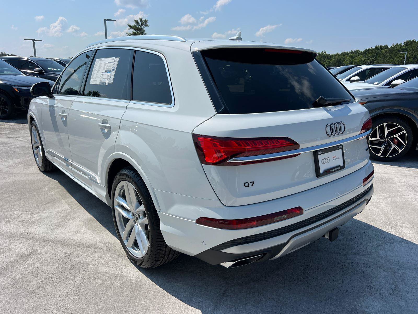 New 2025 Audi Q7 3.0T Premium Plus AWD/4WD image 7