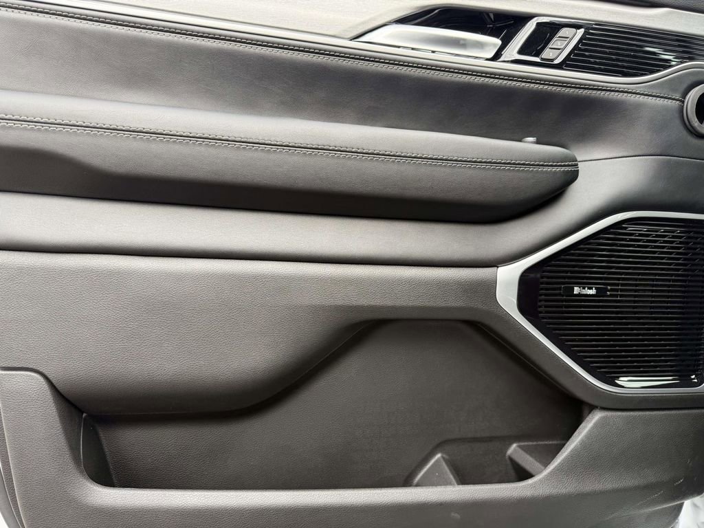 New 2026 Jeep Grand Wagoneer 4WD image 11