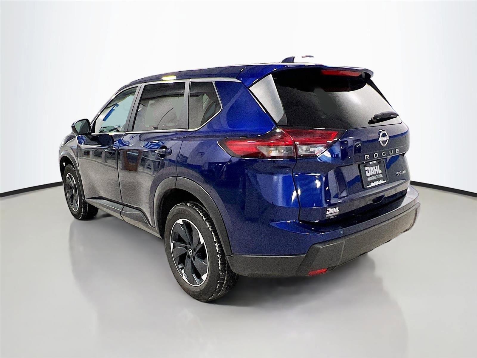 Used 2024 Nissan Rogue SV image 36