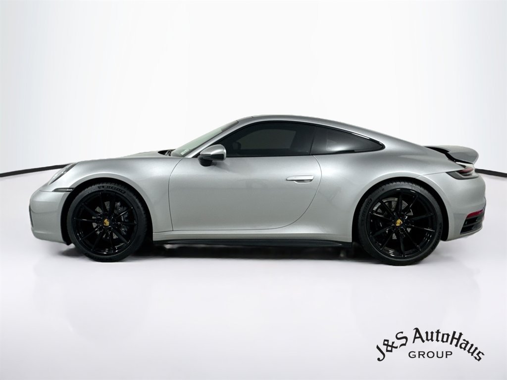 Used 2022 Porsche 911 Carrera RWD image 4