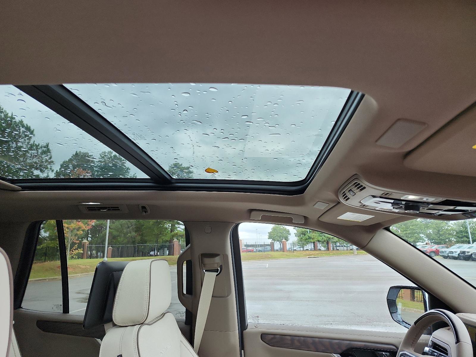 New 2026 GMC Yukon Denali image 7