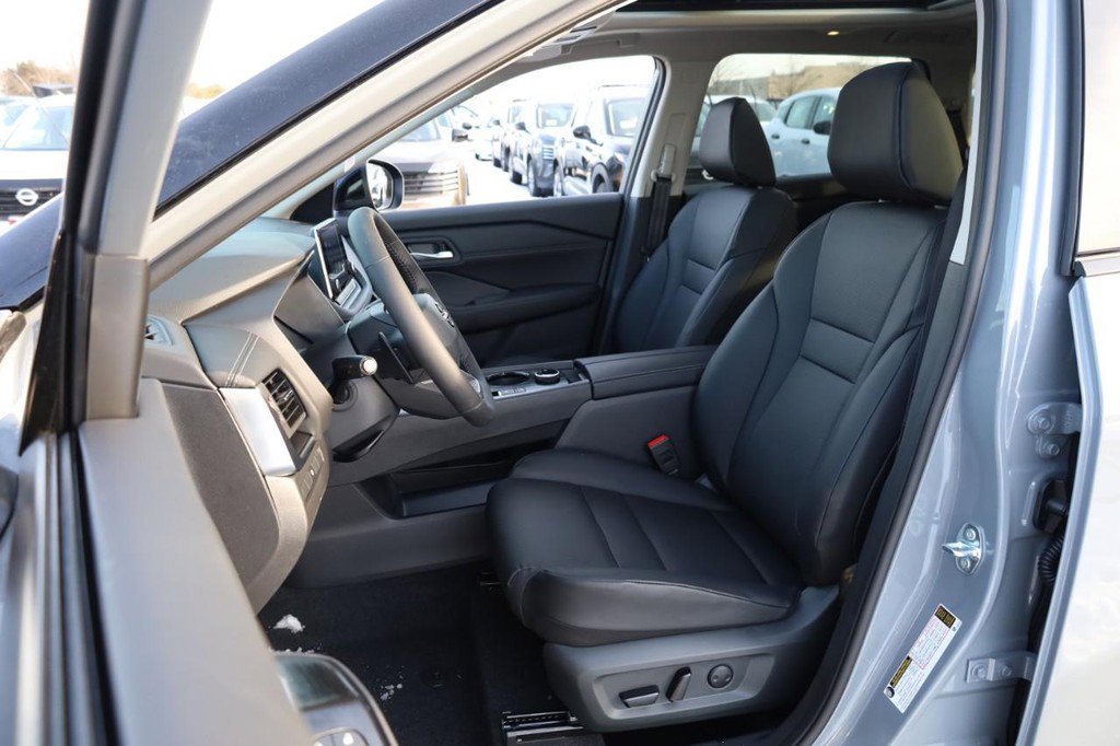 New 2026 Nissan Rogue SV image 19